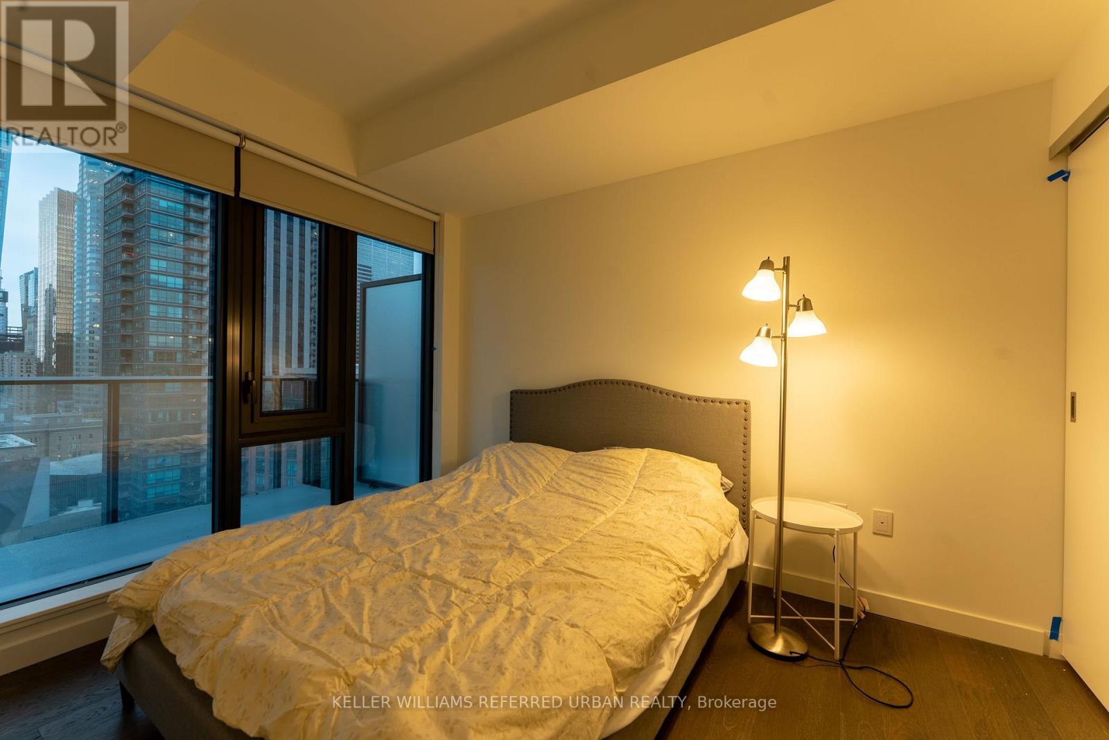 1705 - 2a Church Street, Toronto, Ontario  M5E 0E1 - Photo 7 - C12709884