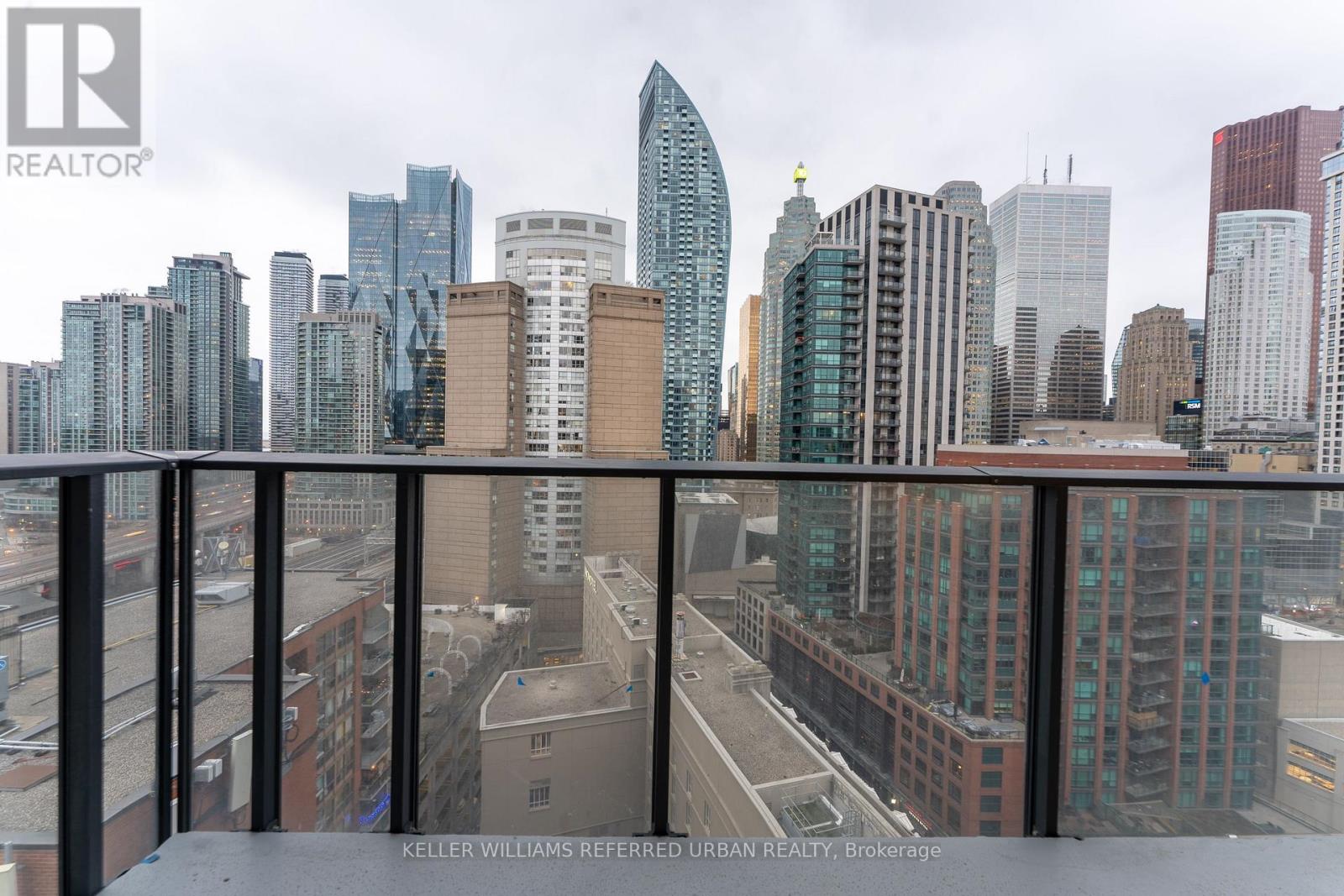 1705 - 2a Church Street, Toronto, Ontario  M5E 0E1 - Photo 9 - C12709884