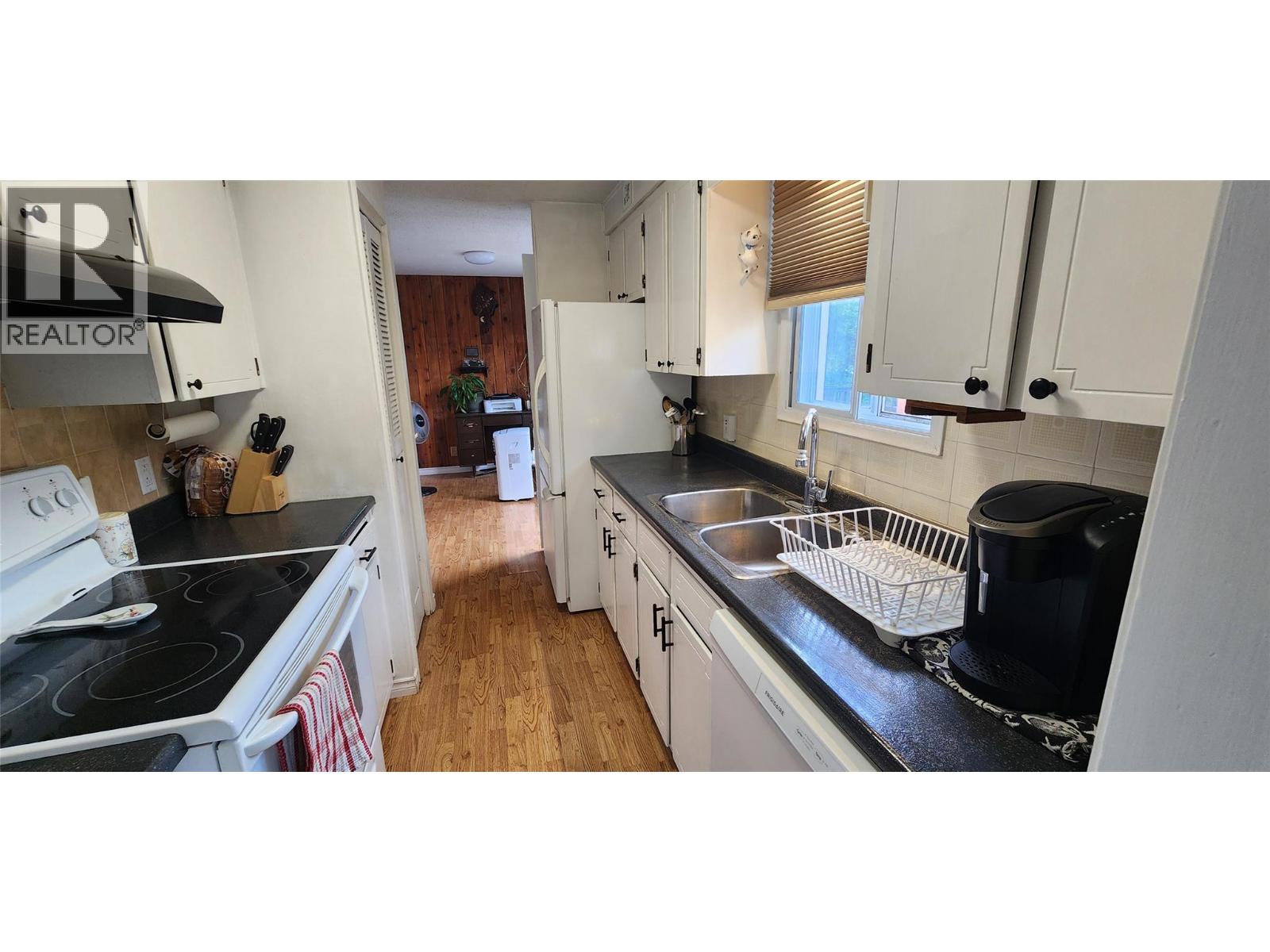 7827 22nd Street, Grand Forks, British Columbia  V0H 1H2 - Photo 9 - 10361554