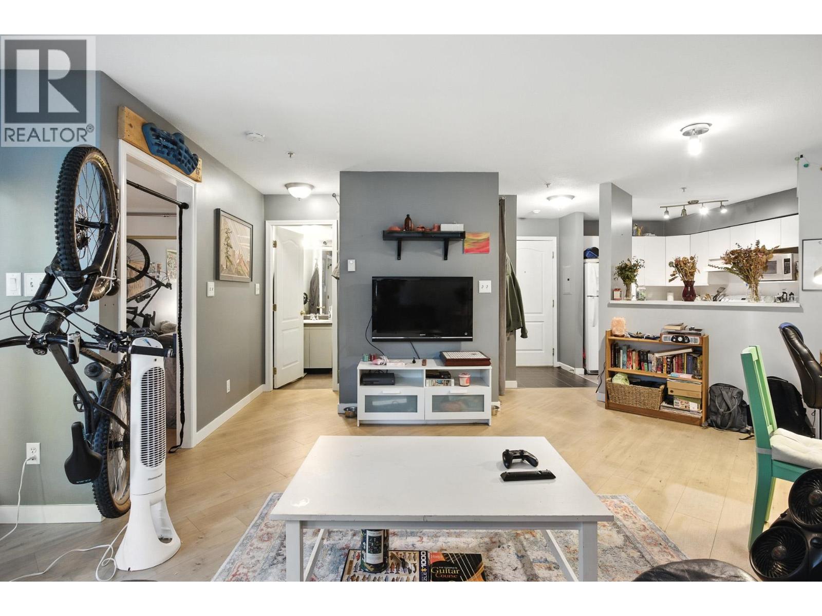 209 2401 Hawthorne Avenue, Port Coquitlam, British Columbia  V3C 6E9 - Photo 11 - R3080616