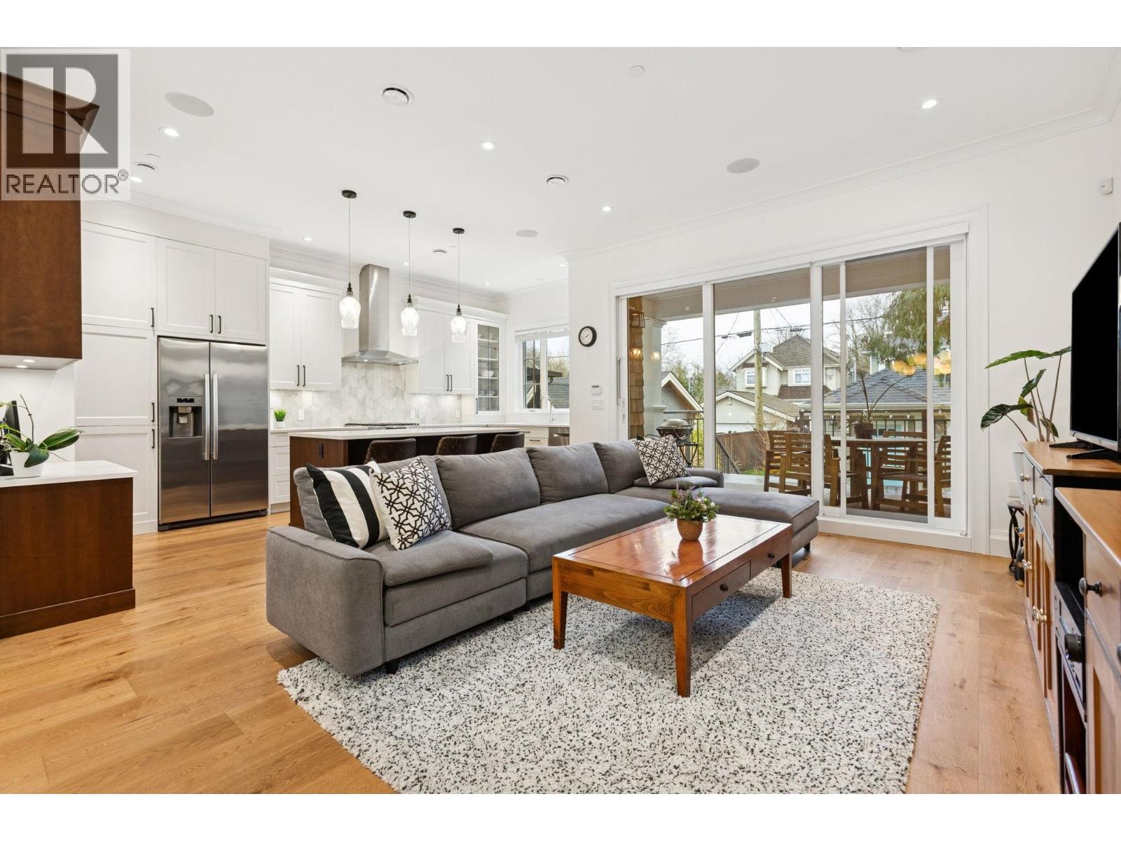 2975 W 15th Avenue, Vancouver, British Columbia  V6K 3A2 - Photo 5 - R3080576