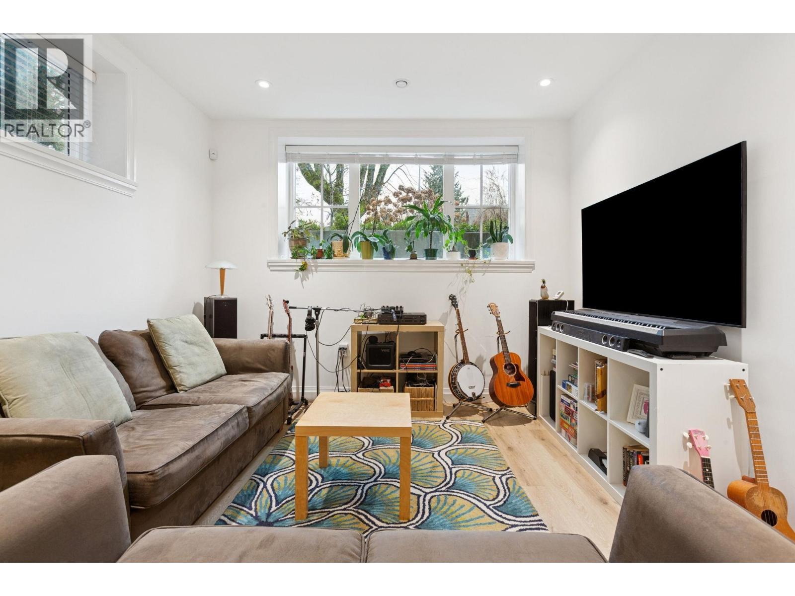 2975 W 15th Avenue, Vancouver, British Columbia  V6K 3A2 - Photo 30 - R3080576