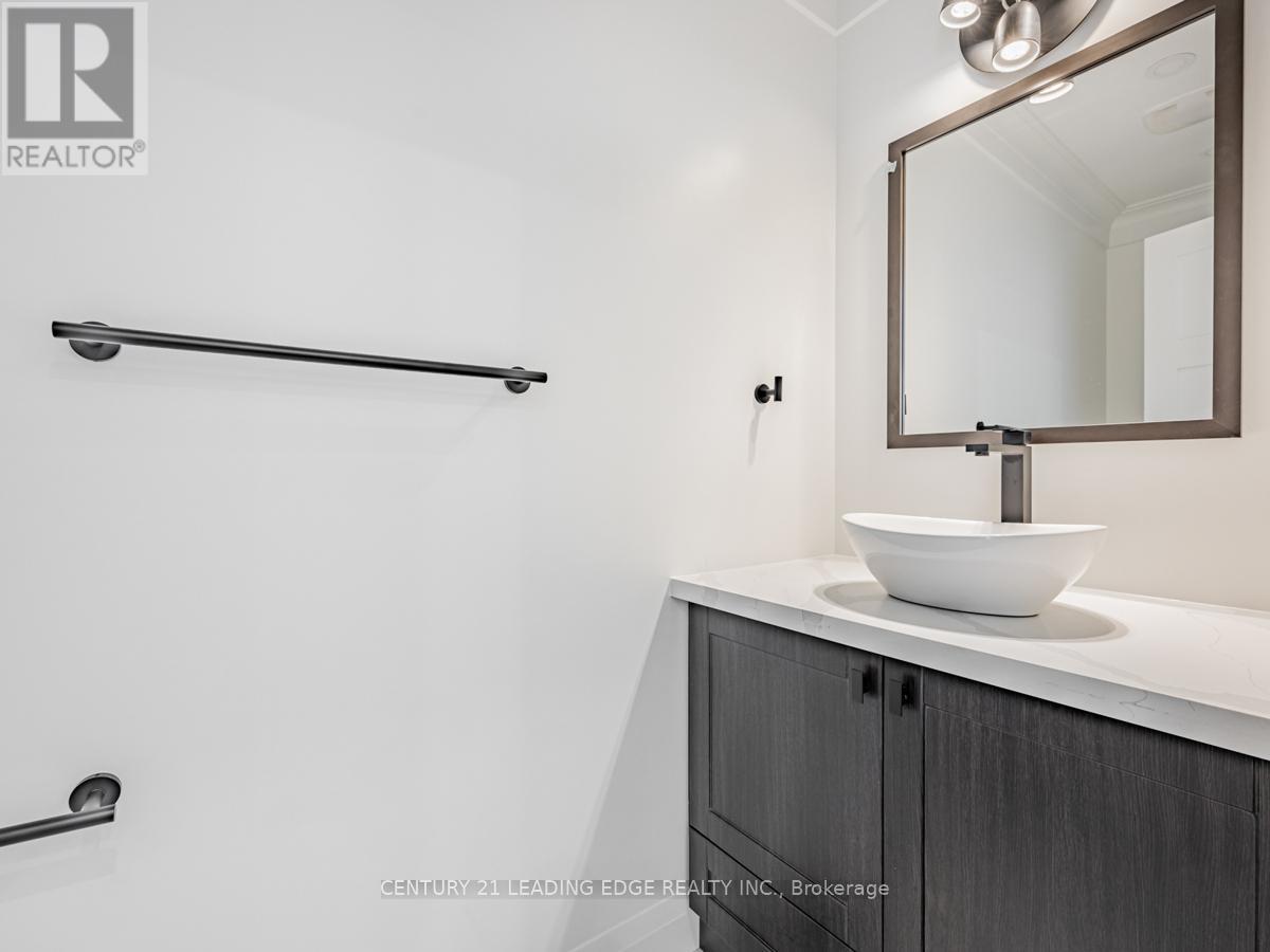 48b Maybourne Avenue, Toronto, Ontario  M1L 2V9 - Photo 13 - E12709874