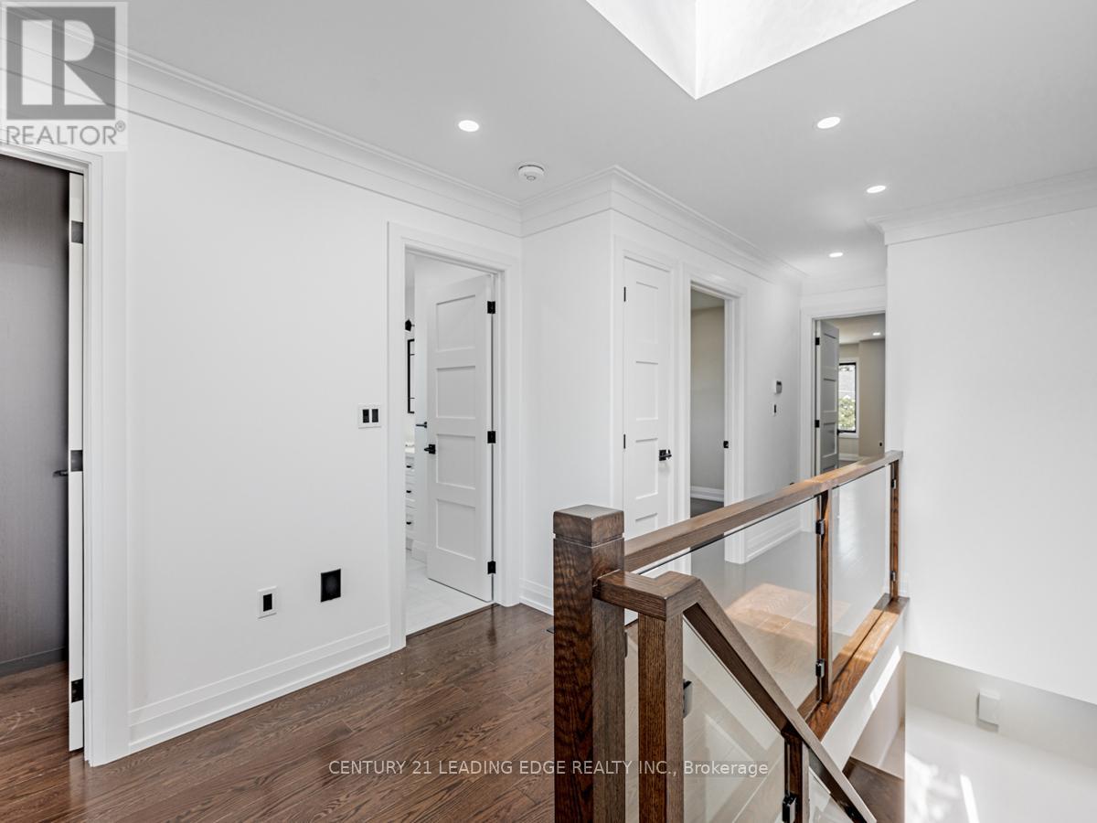 48b Maybourne Avenue, Toronto, Ontario  M1L 2V9 - Photo 19 - E12709874