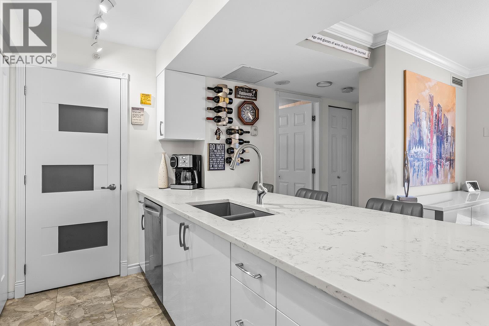 1160 Sunset Drive Unit# 302, Kelowna, British Columbia  V1Y 9P7 - Photo 22 - 10372685