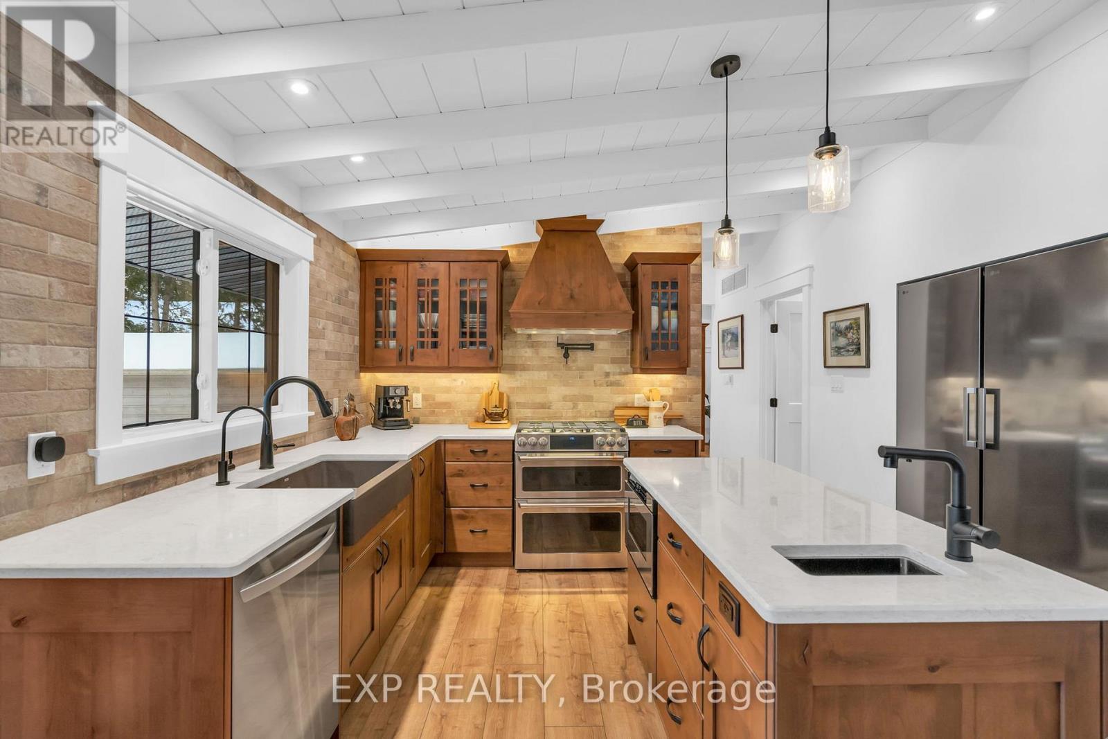 621 Duclos Point Road, Georgina, Ontario  L0E 1N0 - Photo 13 - N12709774