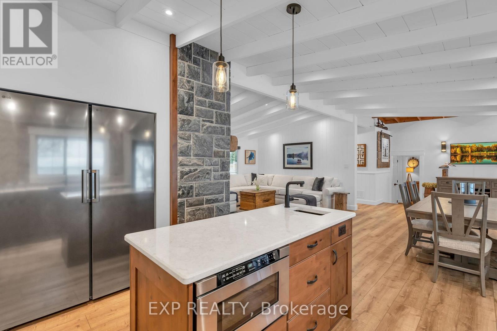 621 Duclos Point Road, Georgina, Ontario  L0E 1N0 - Photo 14 - N12709774