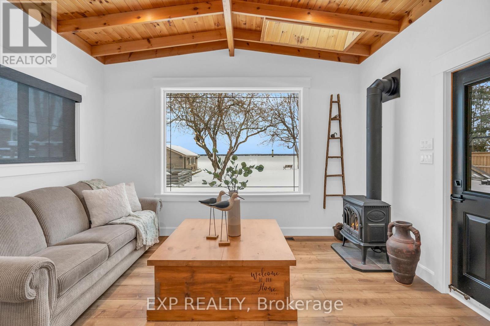 621 Duclos Point Road, Georgina, Ontario  L0E 1N0 - Photo 16 - N12709774