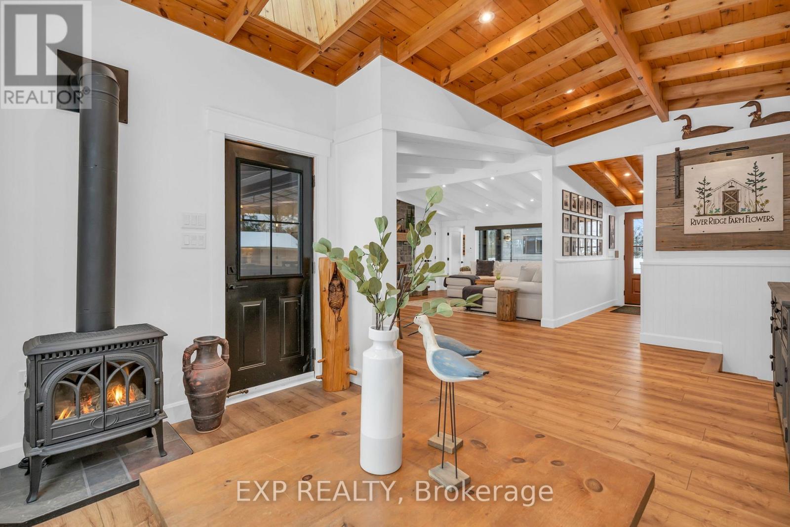 621 Duclos Point Road, Georgina, Ontario  L0E 1N0 - Photo 17 - N12709774