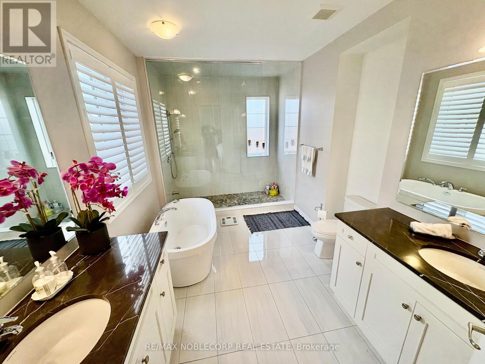 80 Pierre Berton Boulevard, Vaughan, Ontario  L4H 4V3 - Photo 35 - N12709780