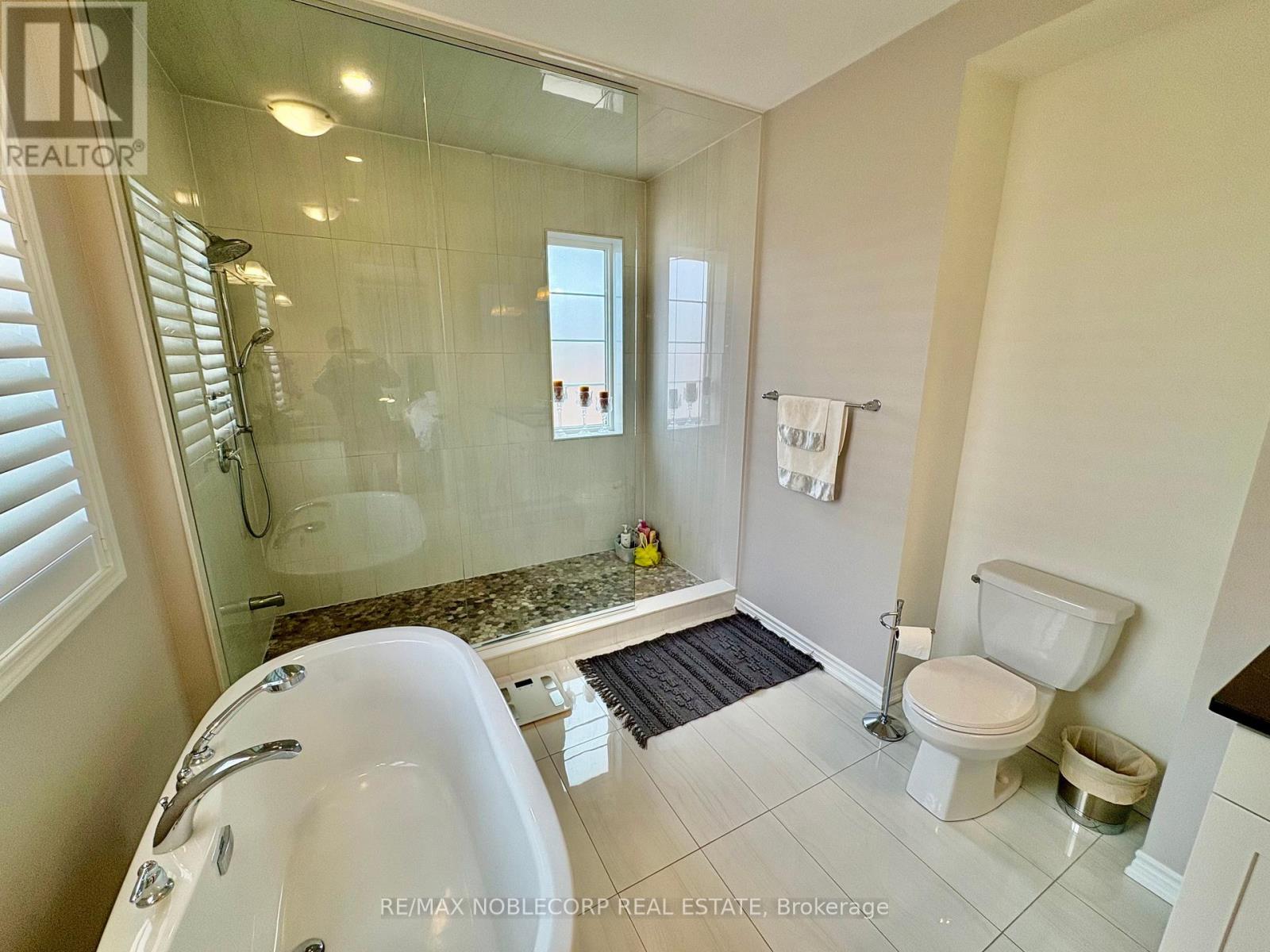 80 Pierre Berton Boulevard, Vaughan, Ontario  L4H 4V3 - Photo 37 - N12709780