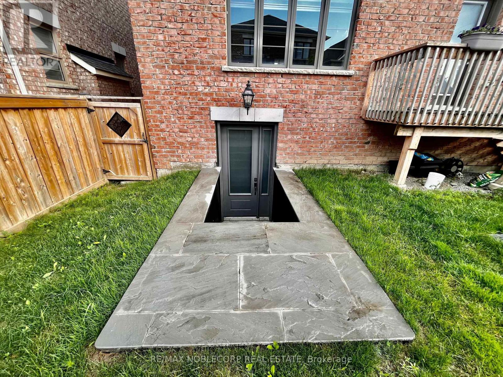 80 Pierre Berton Boulevard, Vaughan, Ontario  L4H 4V3 - Photo 47 - N12709780