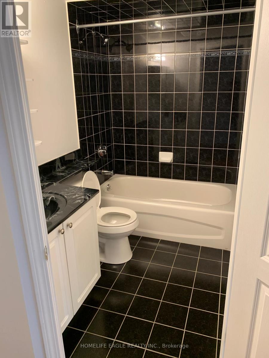 704 - 745 New Westminster Drive, Vaughan, Ontario  L4J 8J9 - Photo 9 - N12709862