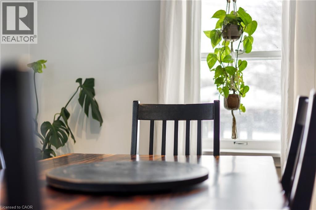 50 Columbia Street W, Waterloo, Ontario  N2L 3K5 - Photo 14 - 40799511