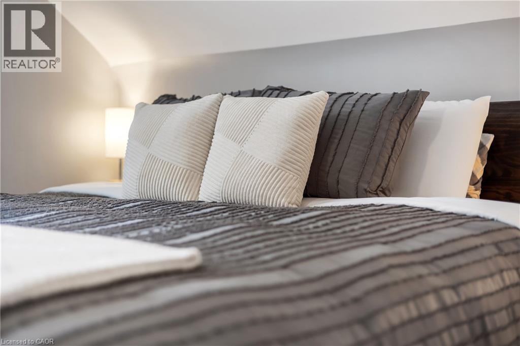 50 Columbia Street W, Waterloo, Ontario  N2L 3K5 - Photo 32 - 40799511