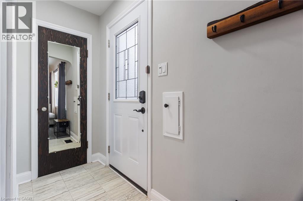 50 Columbia Street W, Waterloo, Ontario  N2L 3K5 - Photo 5 - 40799511