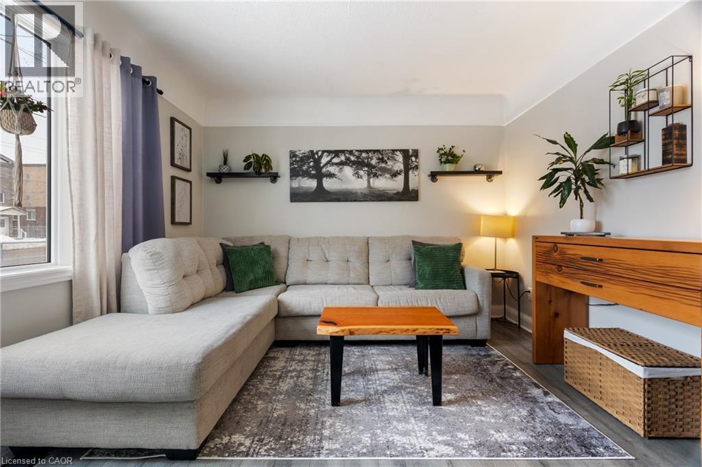 50 Columbia Street W, Waterloo, Ontario  N2L 3K5 - Photo 7 - 40799511