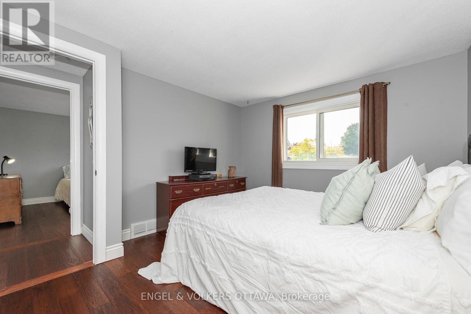 20 Falk Avenue, Ottawa, Ontario  K2J 1L1 - Photo 27 - X12431478