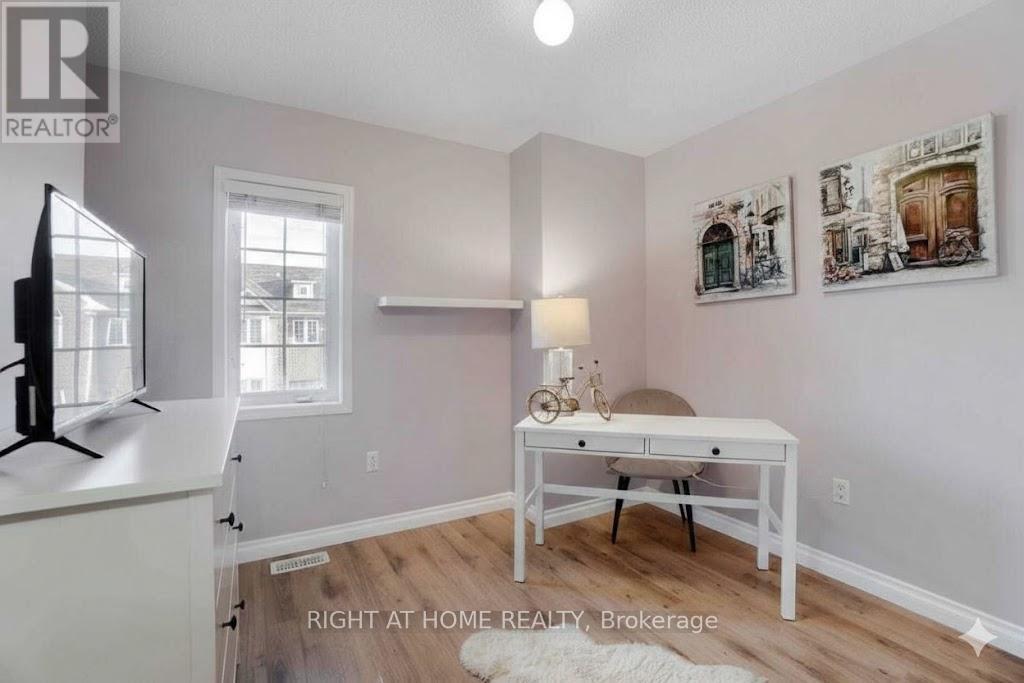 741 Maxman Street, Mississauga, Ontario  L5R 0B3 - Photo 19 - W12709766