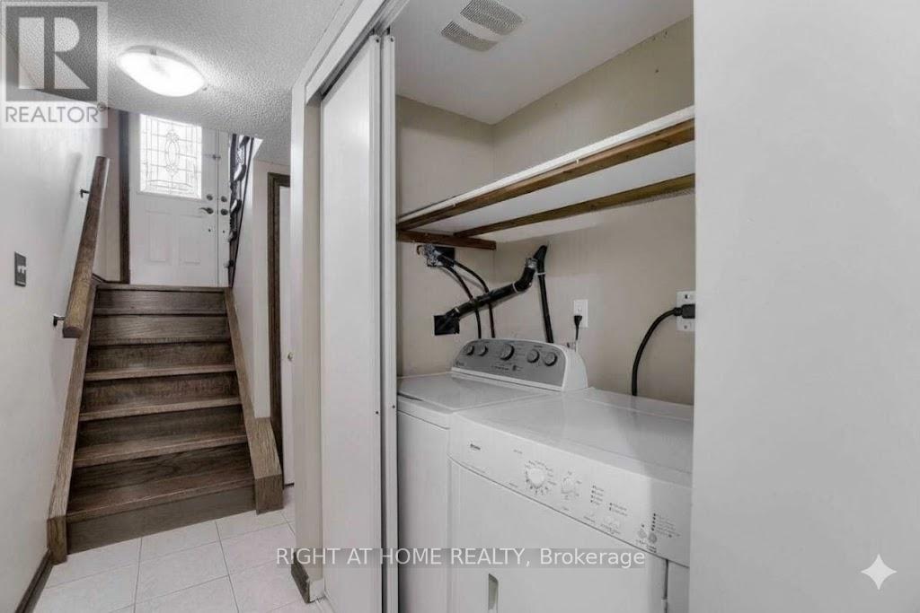 741 Maxman Street, Mississauga, Ontario  L5R 0B3 - Photo 25 - W12709766