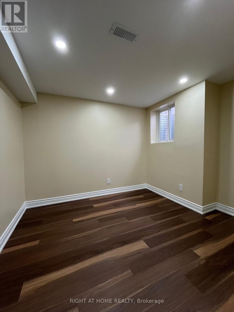 63 Forbes Terrace, Milton, Ontario  L9T 3X8 - Photo 7 - W12709778