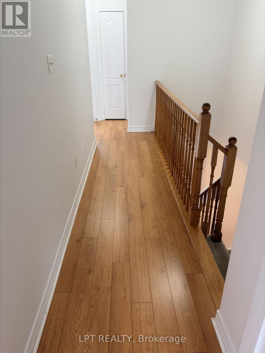 38 Silent Pond Crescent, Brampton, Ontario  L6V 4R6 - Photo 12 - W12709782