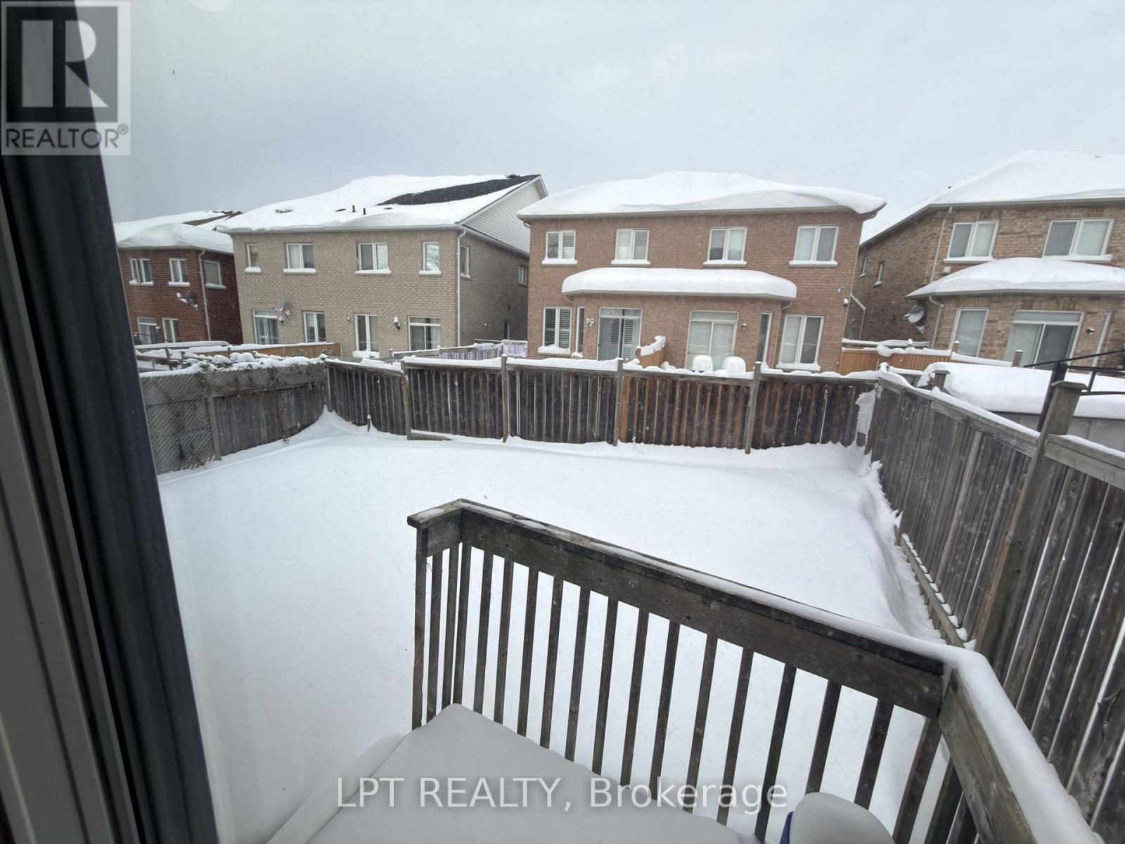 38 Silent Pond Crescent, Brampton, Ontario  L6V 4R6 - Photo 7 - W12709782