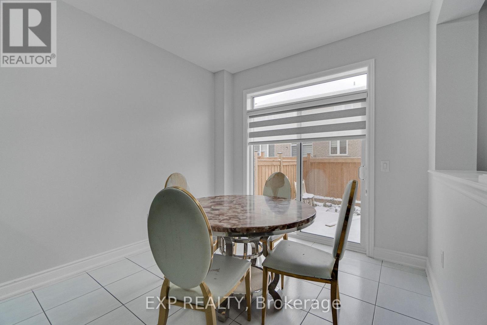 15 Benhurst Crescent, Brampton, Ontario  L7A 5A2 - Photo 11 - W12709818