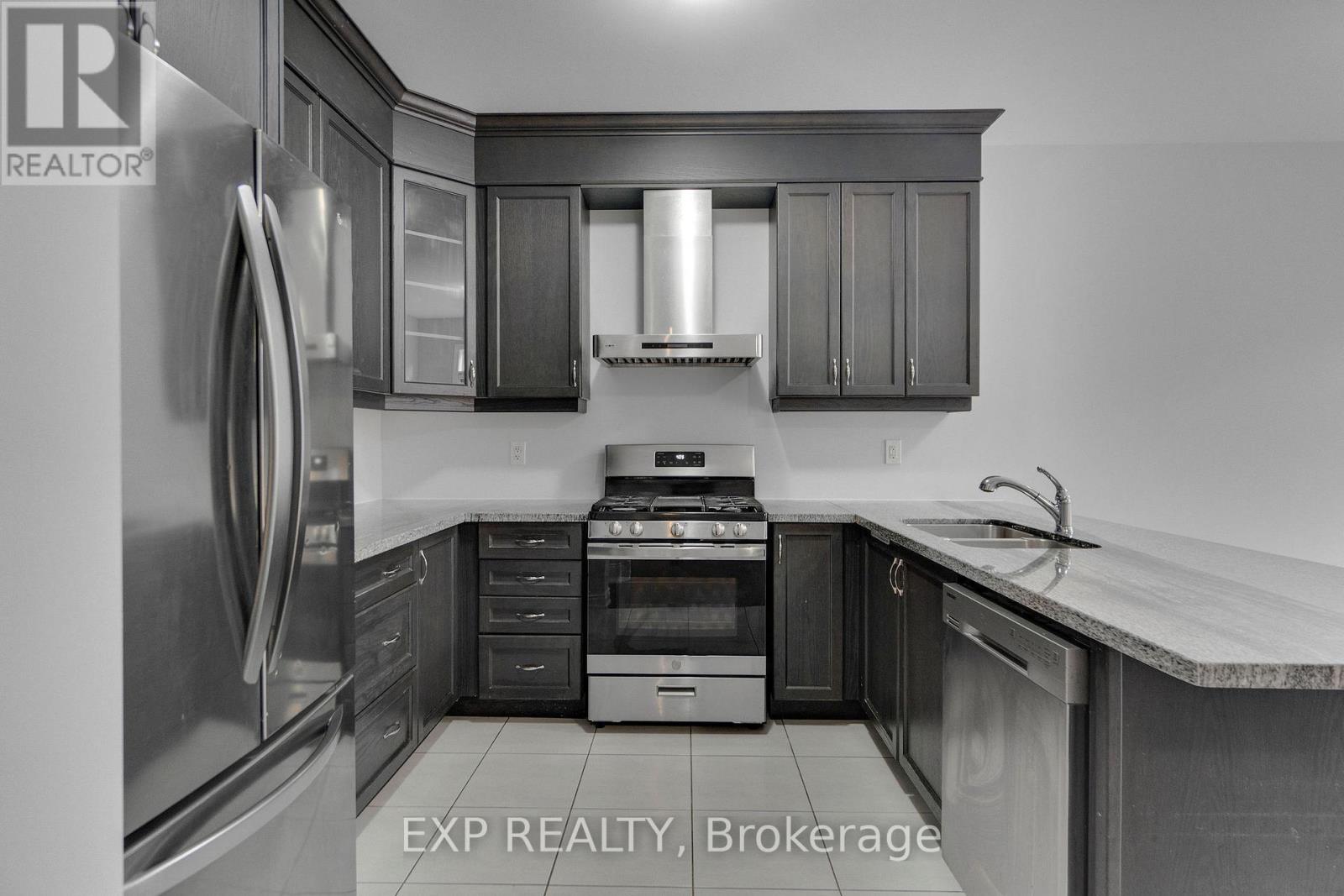 15 Benhurst Crescent, Brampton, Ontario  L7A 5A2 - Photo 14 - W12709818