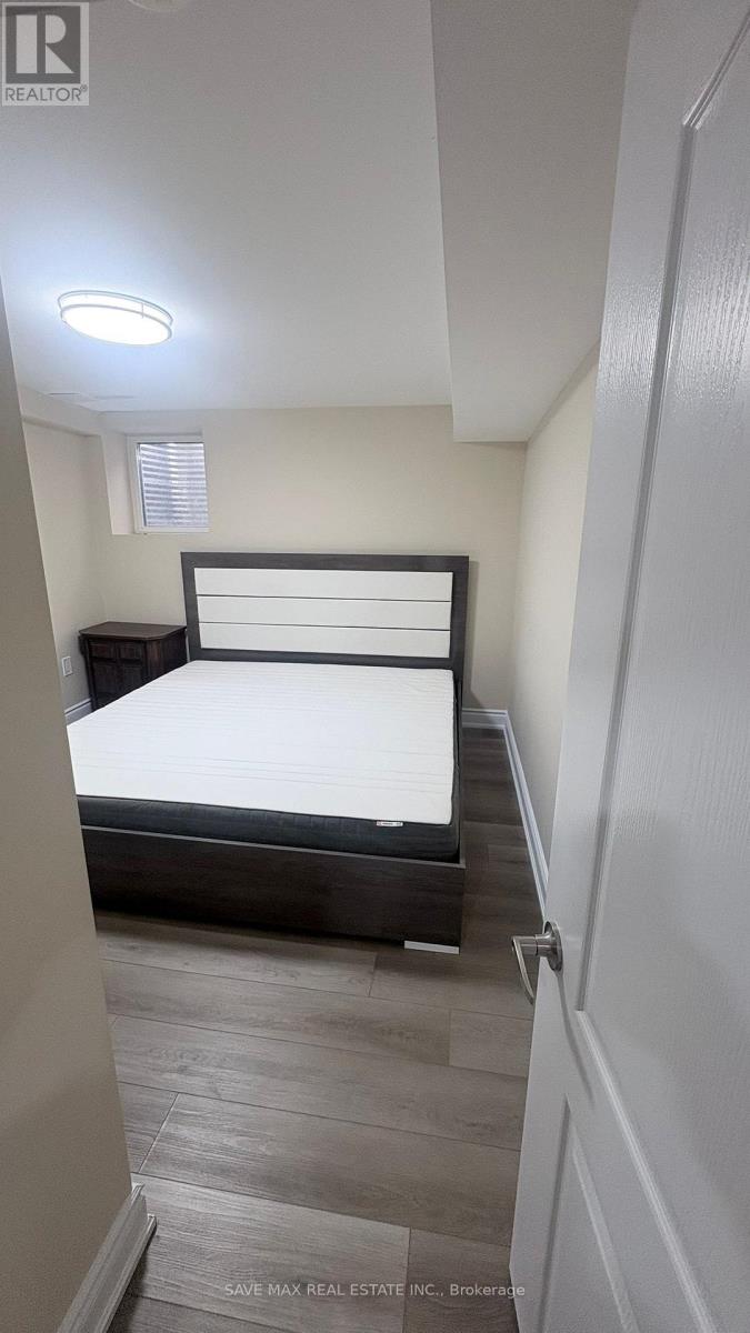 Legal Basement - 182 Skegby Road, Brampton, Ontario  L6V 2T9 - Photo 10 - W12709844