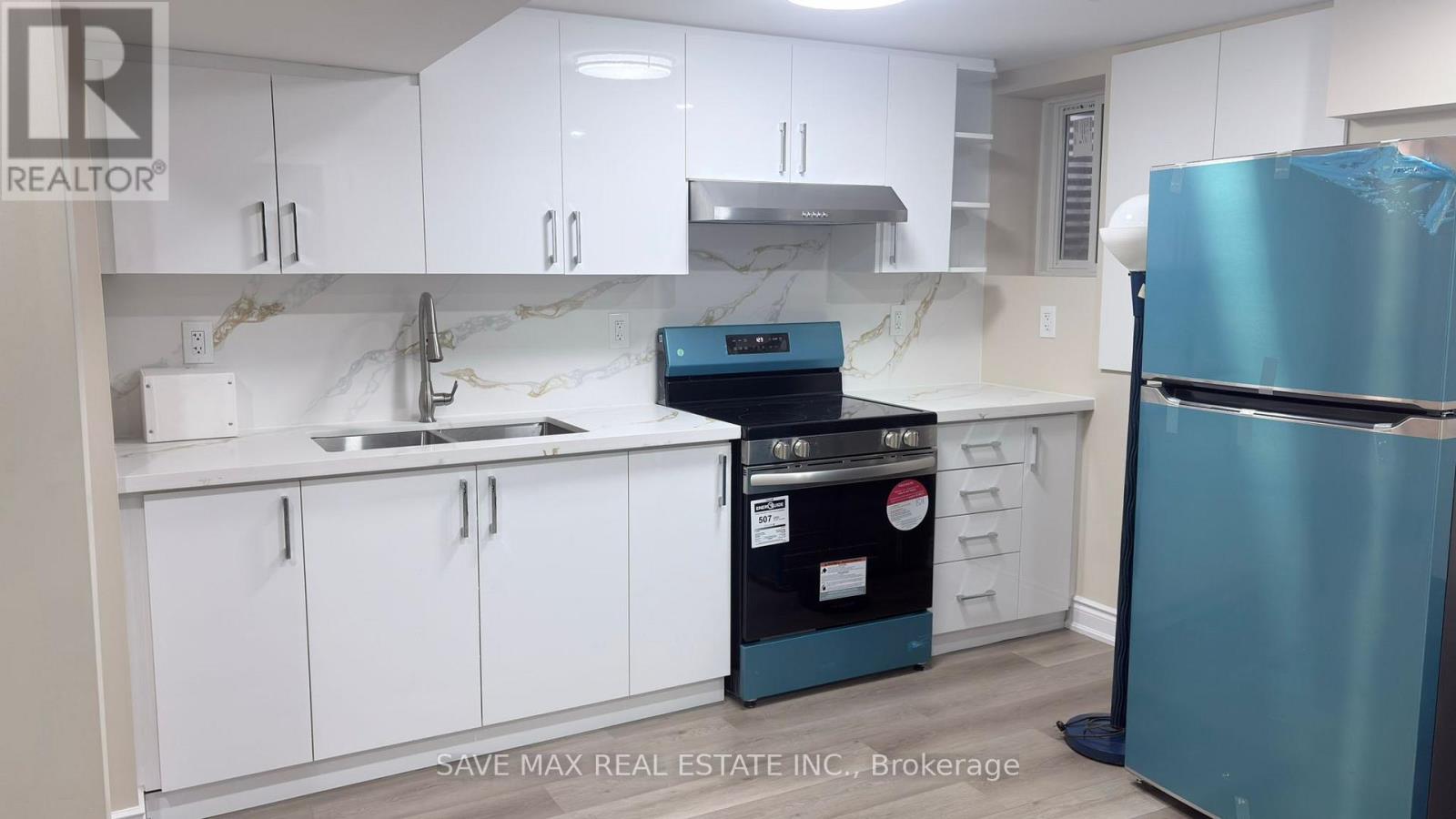 Legal Basement - 182 Skegby Road, Brampton, Ontario  L6V 2T9 - Photo 8 - W12709844