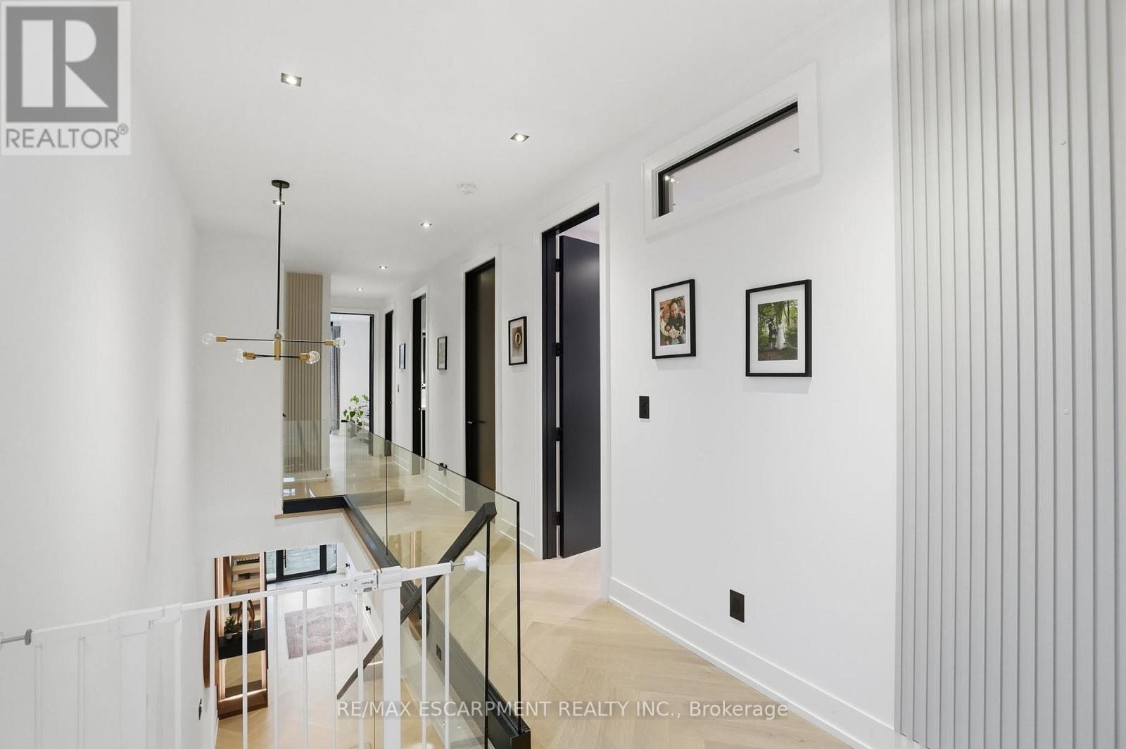 20b Broadview Avenue, Mississauga, Ontario  L5H 2S8 - Photo 27 - W12709856