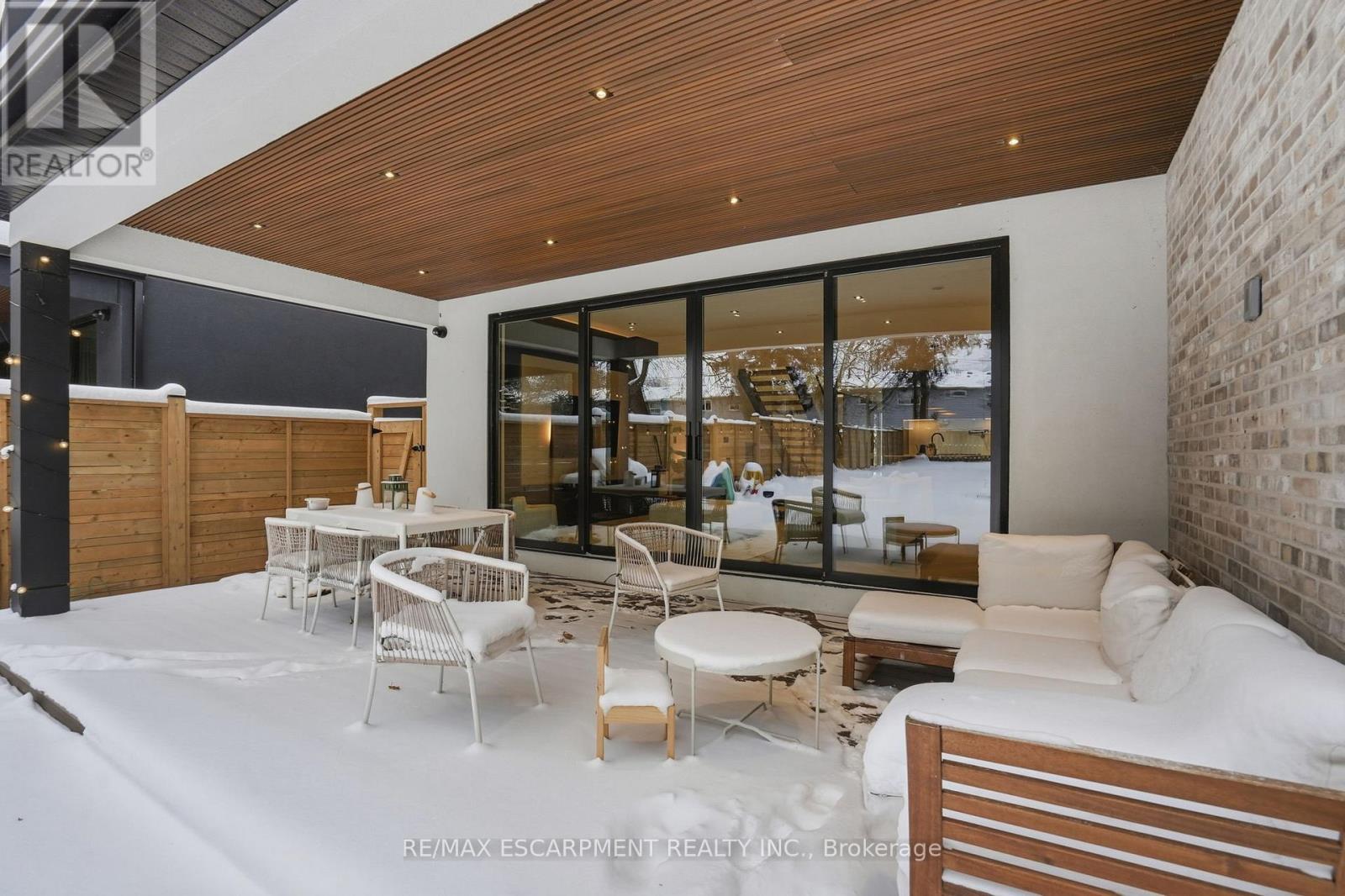 20b Broadview Avenue, Mississauga, Ontario  L5H 2S8 - Photo 41 - W12709856