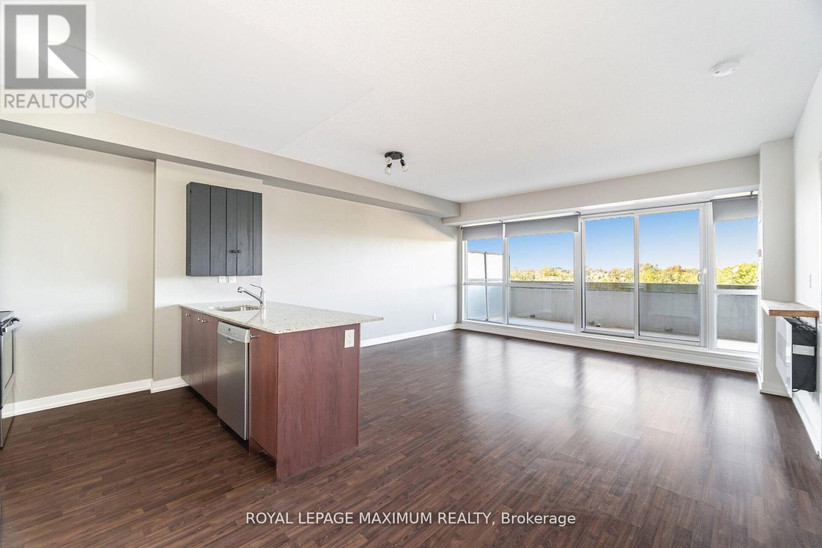 511 - 5101 Dundas Street W, Toronto, Ontario  M9A 5G8 - Photo 5 - W12709858