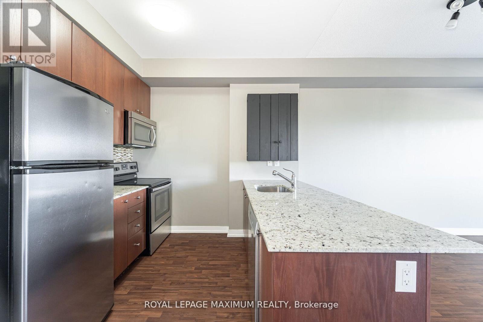 511 - 5101 Dundas Street W, Toronto, Ontario  M9A 5G8 - Photo 7 - W12709858