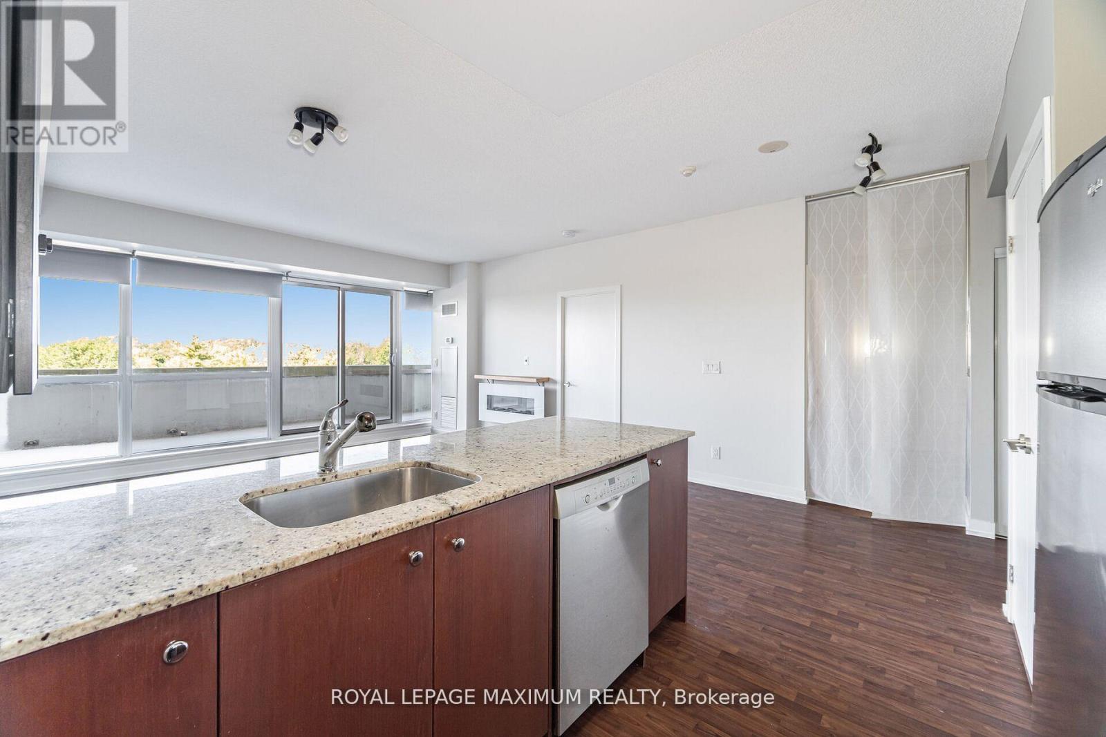 511 - 5101 Dundas Street W, Toronto, Ontario  M9A 5G8 - Photo 9 - W12709858