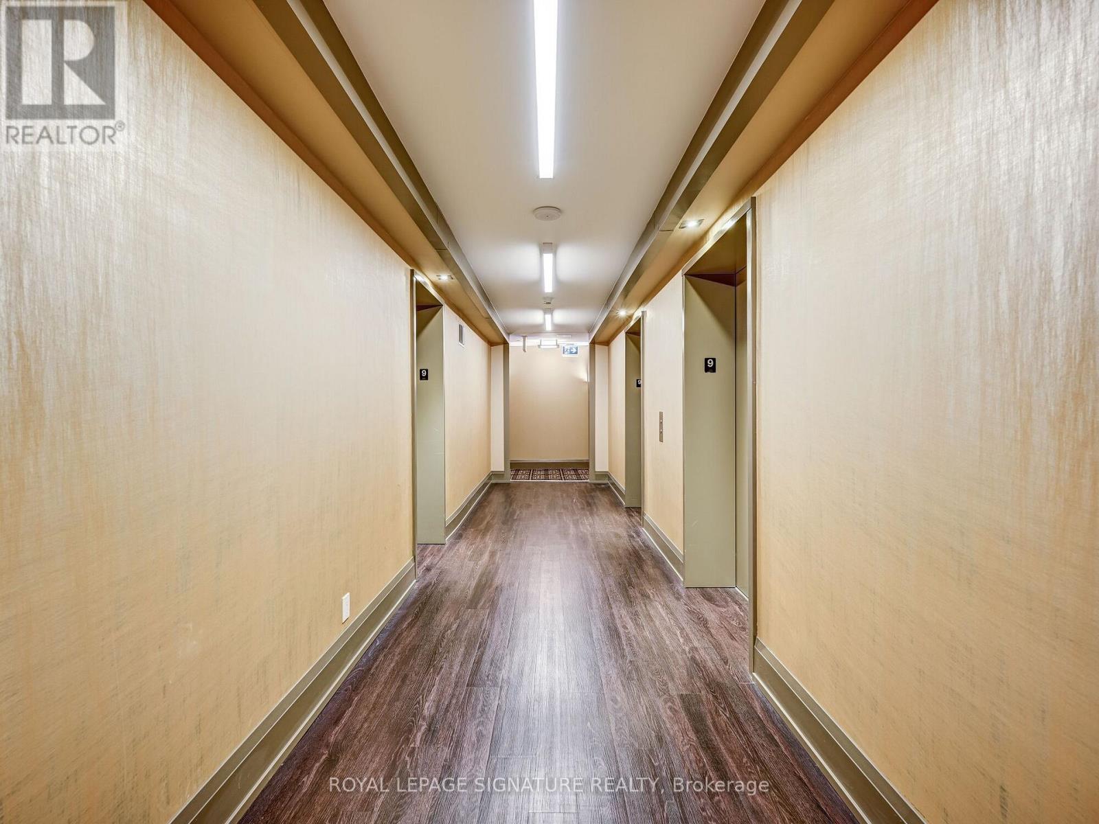 909 - 17 Zorra Street, Toronto, Ontario  M8Z 0C8 - Photo 5 - W12709872