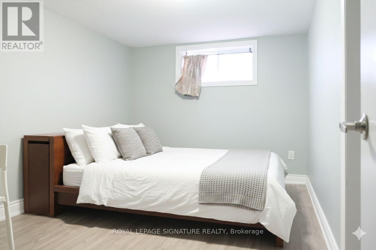 11 Blaydon Avenue, Toronto, Ontario  M3M 2C9 - Photo 22 - W12709882