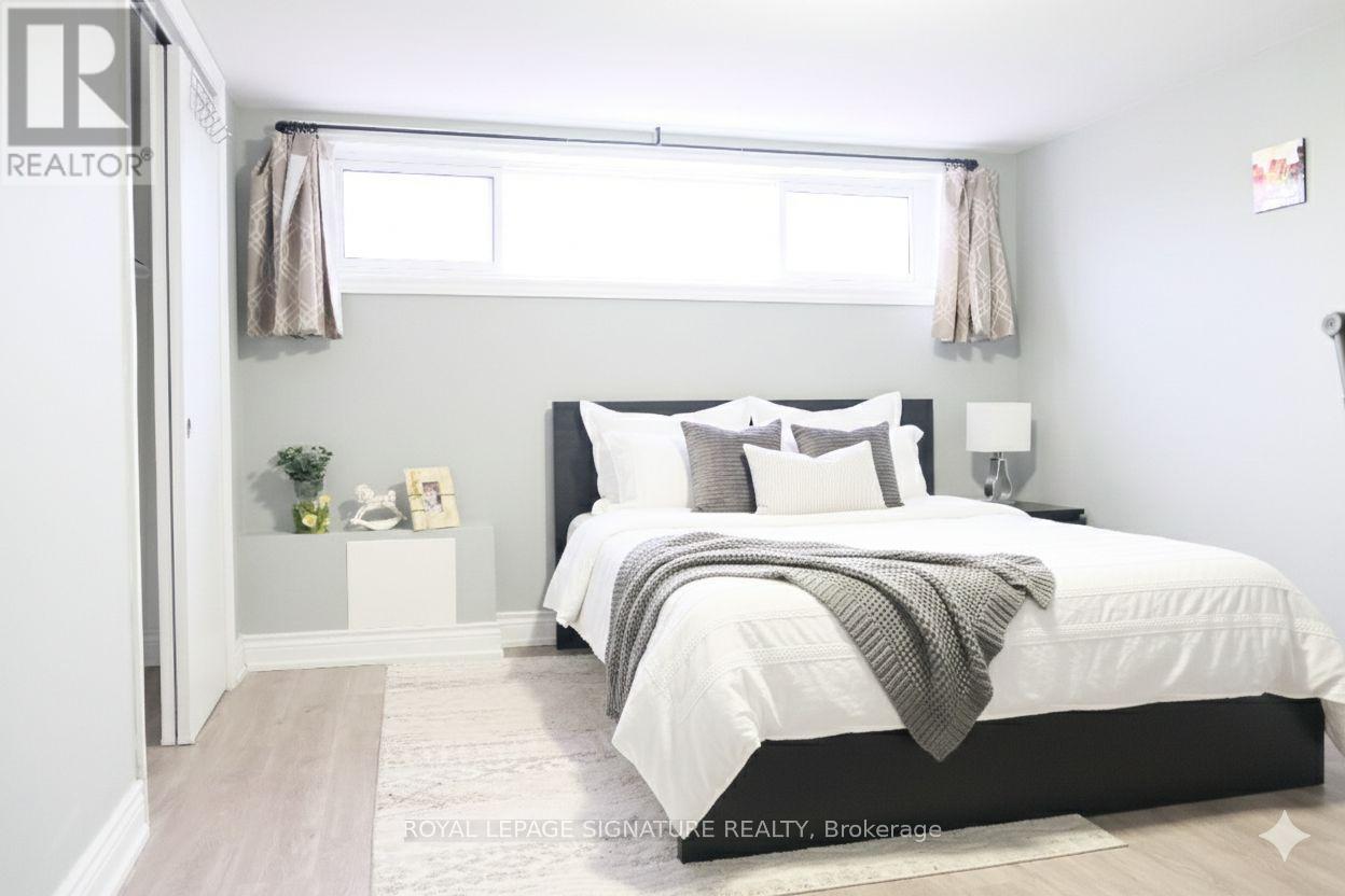 11 Blaydon Avenue, Toronto, Ontario  M3M 2C9 - Photo 23 - W12709882