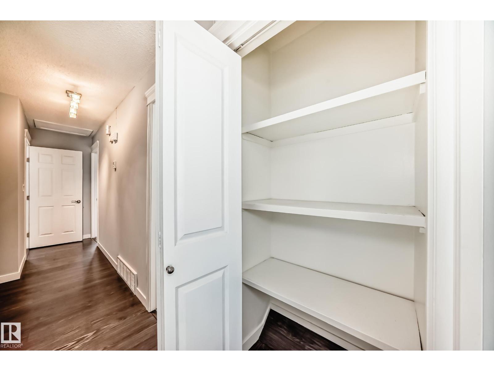 10331 153 St Nw, Edmonton, Alberta  T5P 2B7 - Photo 15 - E4470224