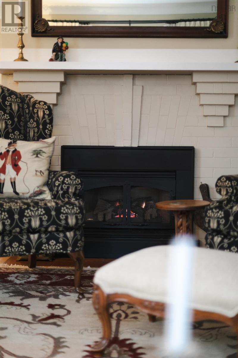 1932 Rosebank Avenue, Halifax, Nova Scotia  B3H 4C7 - Photo 8 - 202601080