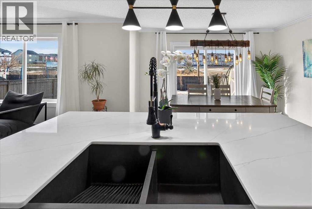 2260 Sagewood Heights Sw, Airdrie, Alberta  T4B 3N8 - Photo 17 - A2279669