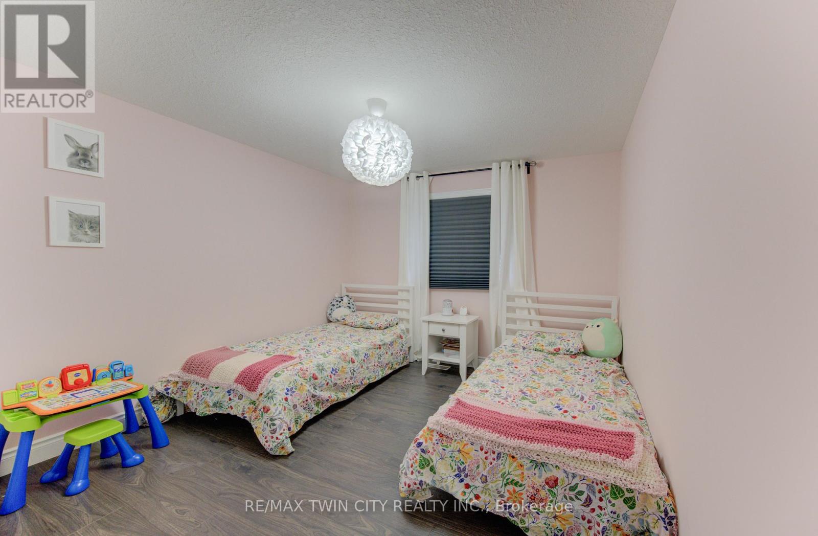 21 West Tree Drive, Waterloo, Ontario  N0B 1M0 - Photo 27 - X12709768