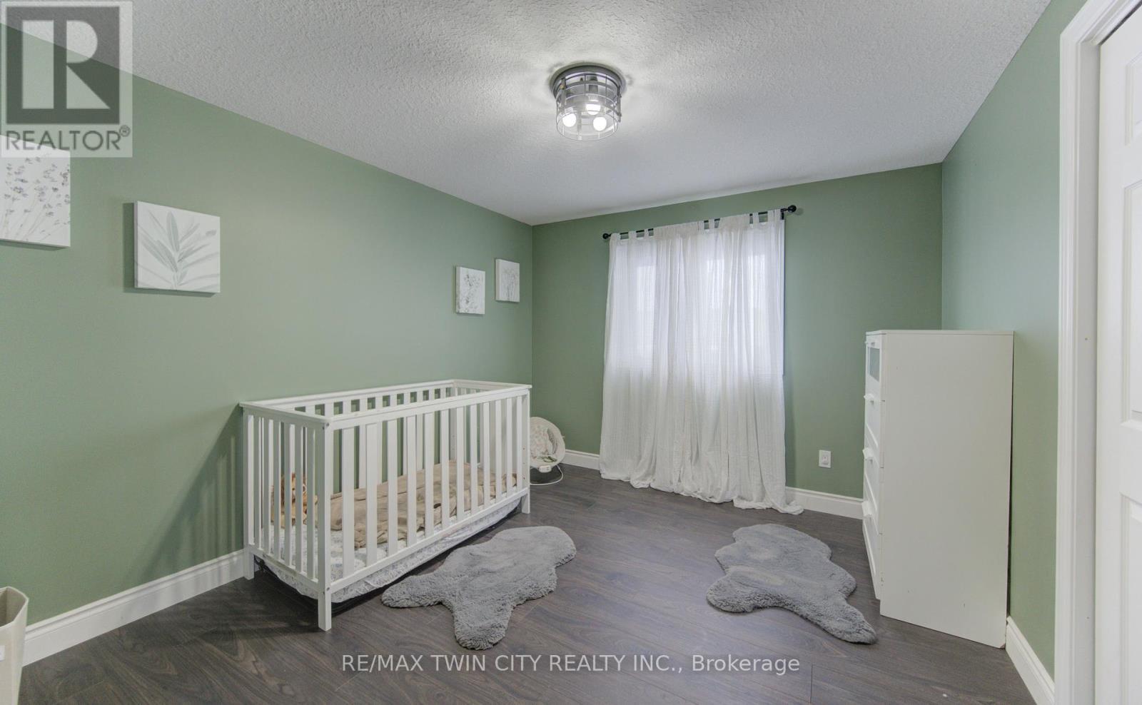 21 West Tree Drive, Waterloo, Ontario  N0B 1M0 - Photo 28 - X12709768