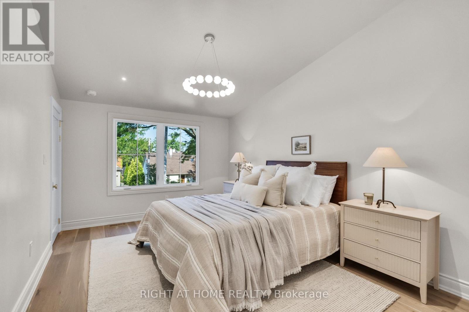 393 Hess Street S, Hamilton, Ontario  L8P 3R2 - Photo 22 - X12709804