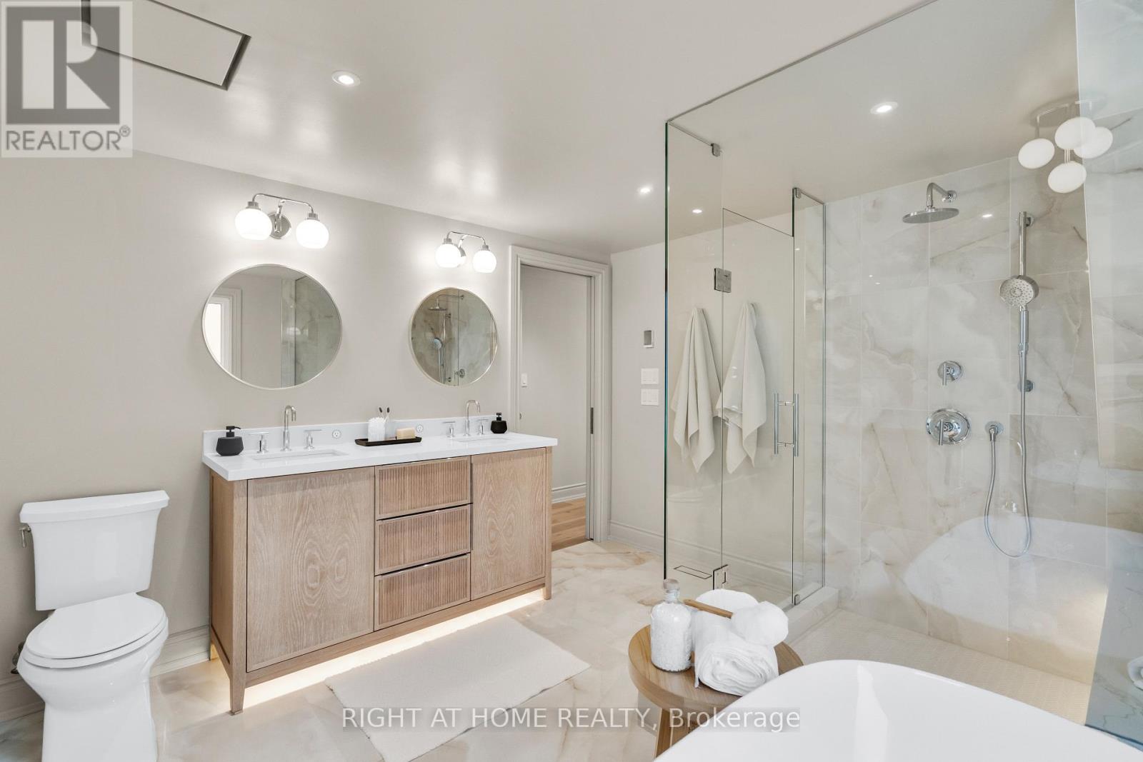 393 Hess Street S, Hamilton, Ontario  L8P 3R2 - Photo 33 - X12709804