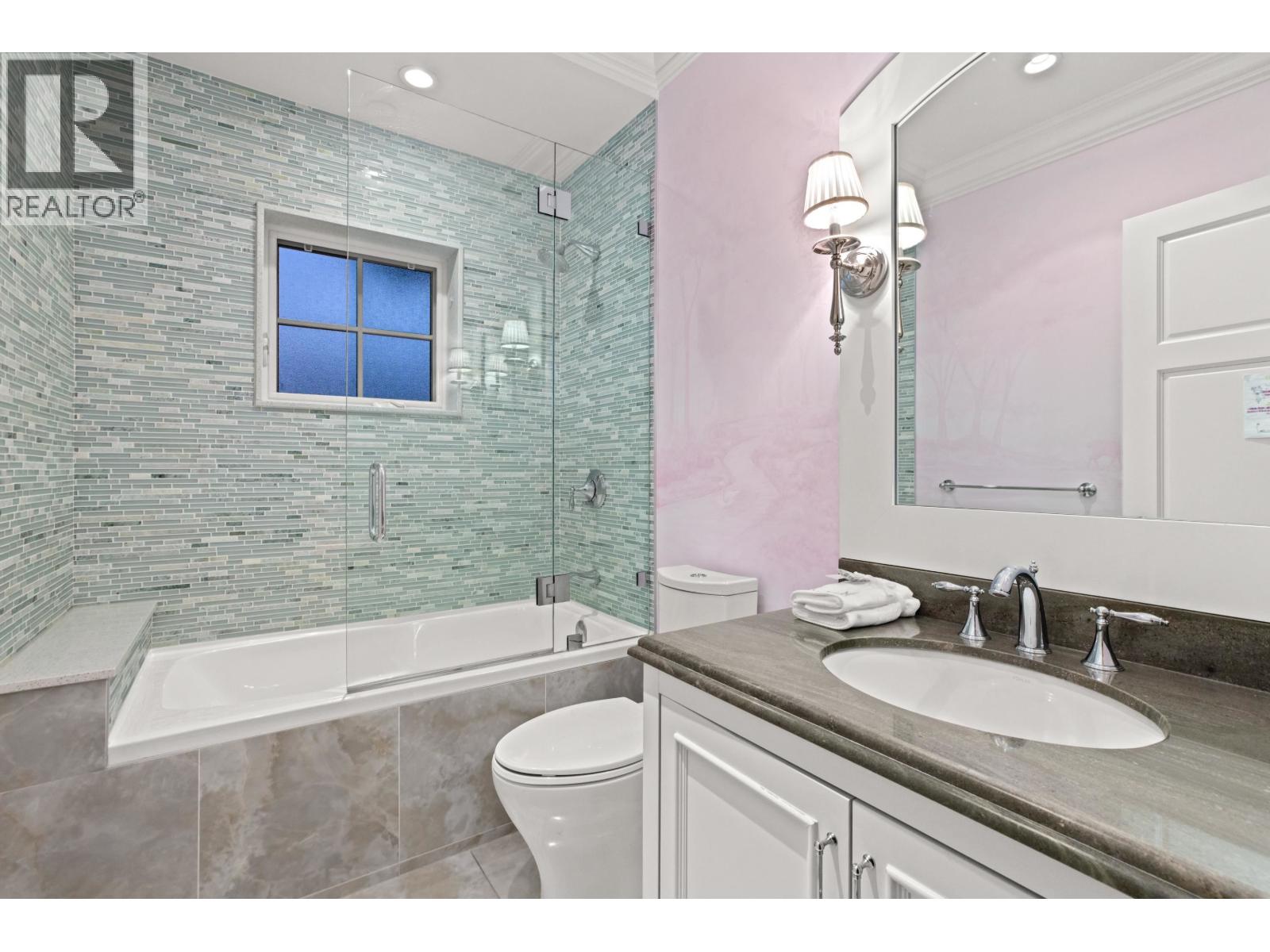 Listing Picture 18 of 22 : 4651 SIMPSON AVENUE, Vancouver / 溫哥華 - 魯藝地產 Yvonne Lu Group - MLS Medallion Club Member