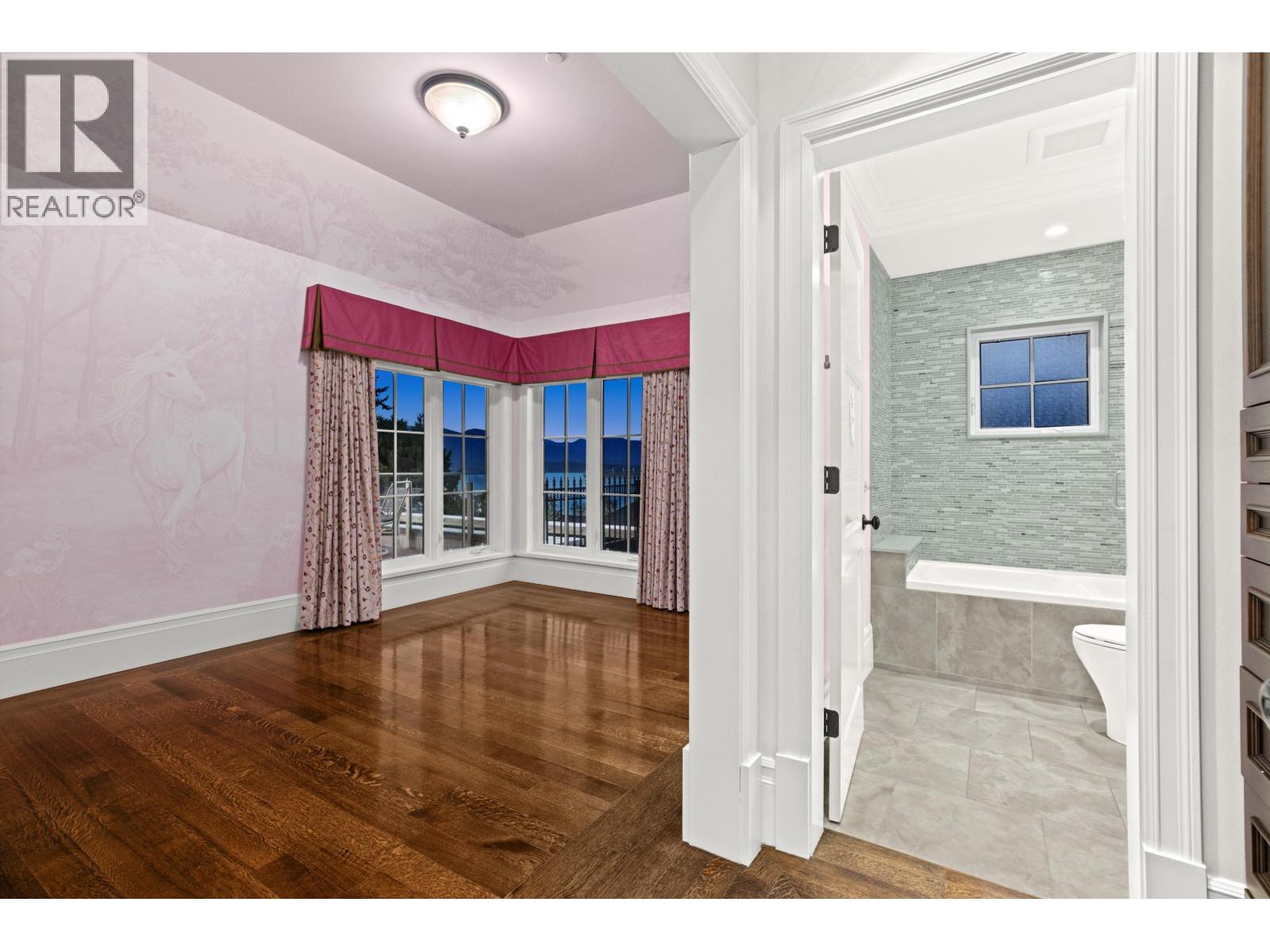 Listing Picture 17 of 22 : 4651 SIMPSON AVENUE, Vancouver / 溫哥華 - 魯藝地產 Yvonne Lu Group - MLS Medallion Club Member