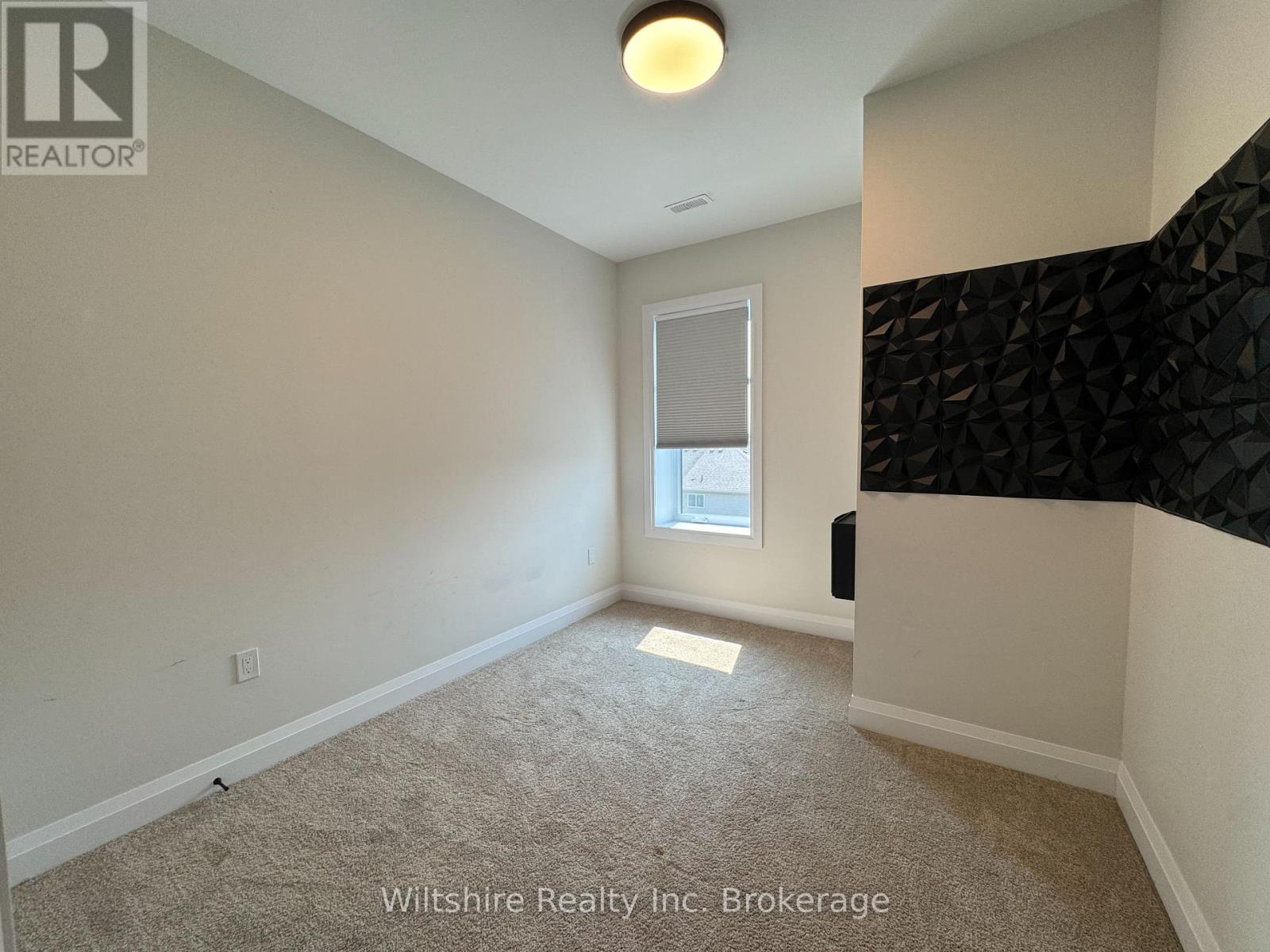 1105 - 361 Quarter Town Line, Tillsonburg, Ontario  N4G 0K2 - Photo 6 - X12709848