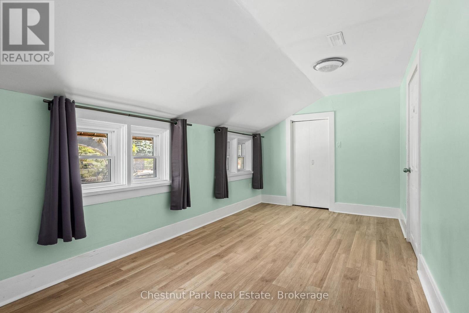 615 Bay Street, Gravenhurst, Ontario  P1P 1G8 - Photo 29 - X12629788